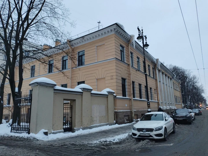 Нежилое помещение 10,3 кв.м, расположенное по адресу: Санкт-Петербург, Кирочная ул, дом 37, лит. А, пом. 5-Н